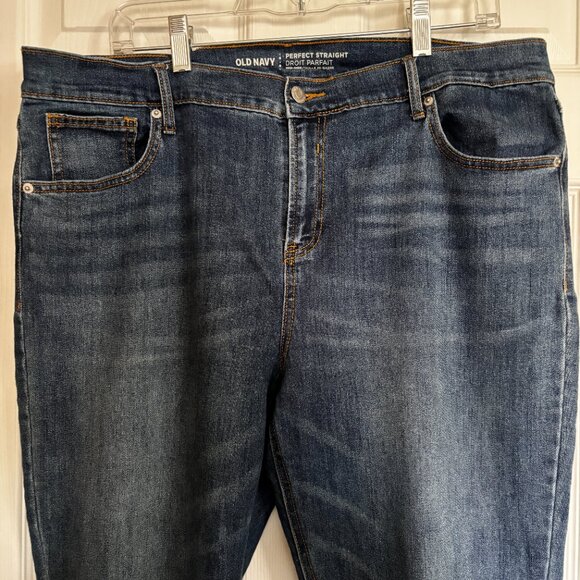 Old Navy Perfect Straight Jeans Sz 16 Mid Rise Dark Wash Denim - Picture 2 of 8